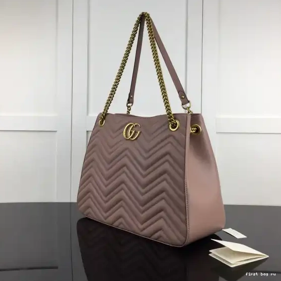 First bag ru matelassé Gucci Marmont Tote GG 0525
